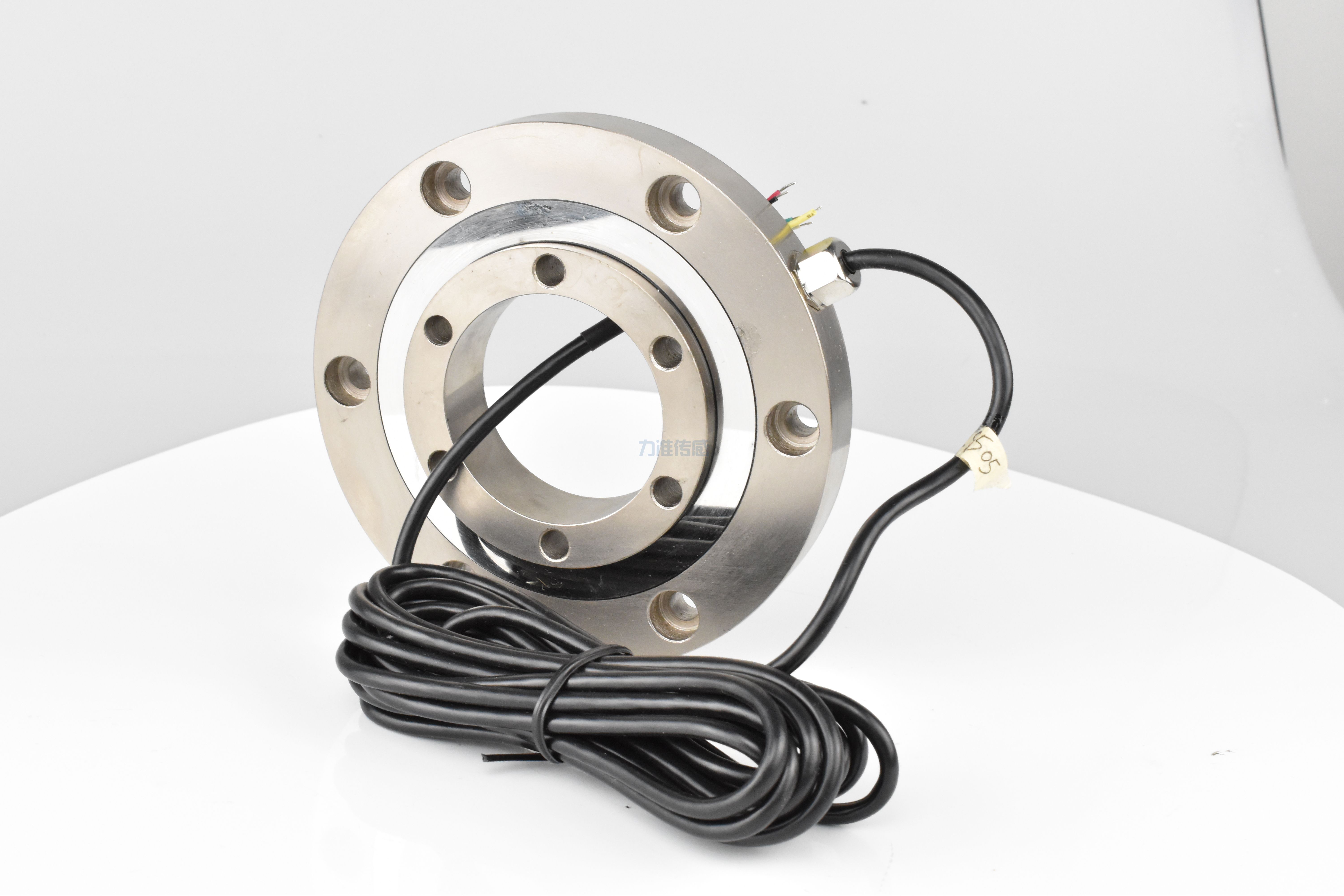 高精度測(cè)力壓力稱重傳感器的選擇方法(圖1) DSC_0654.JPG